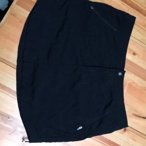 Te verde skirts(built in shorts)